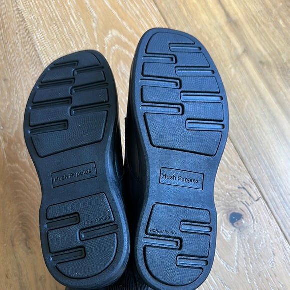 Hush Puppies Black Leather Laurence Loafers with Velcro and Comfort Sole - Picture 6 of 7